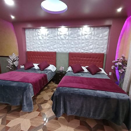 Hotel La Cueva Del Pirata カシータス エクステリア 写真