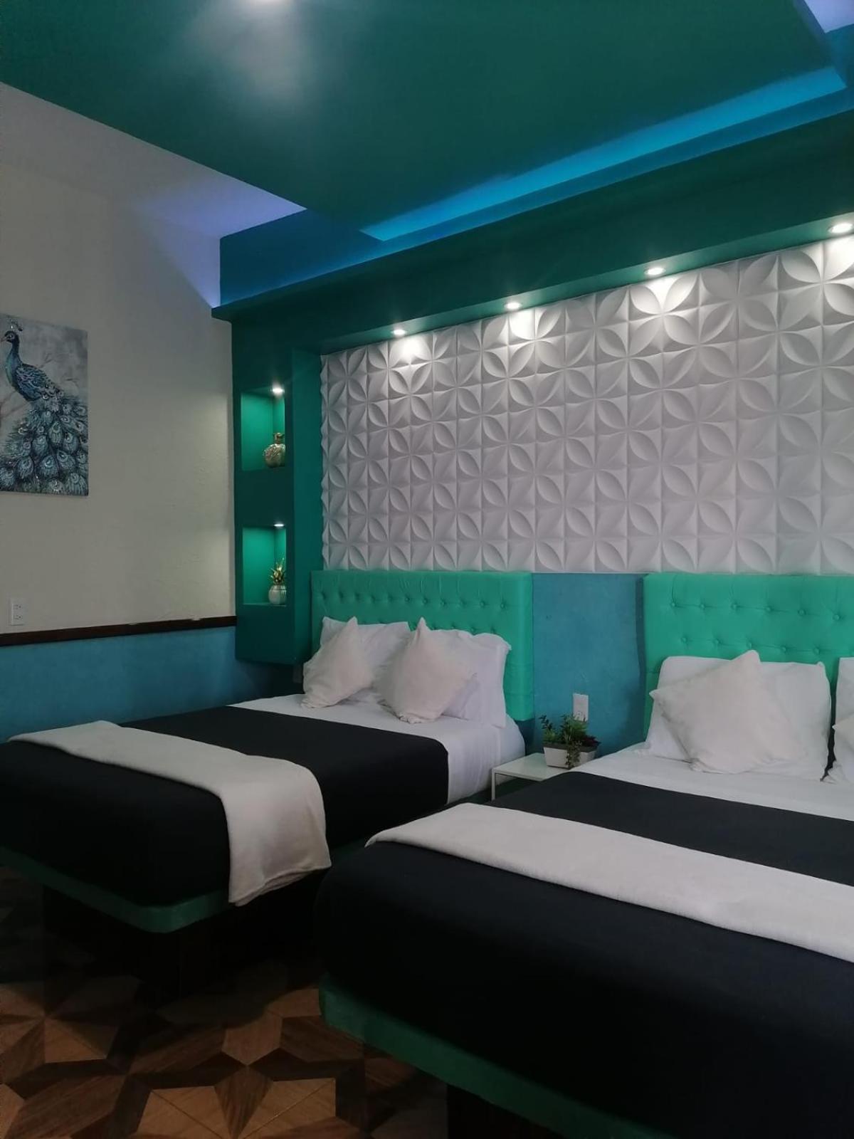 Hotel La Cueva Del Pirata カシータス エクステリア 写真