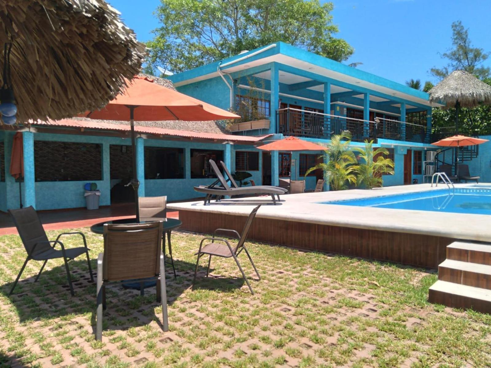Hotel La Cueva Del Pirata カシータス エクステリア 写真