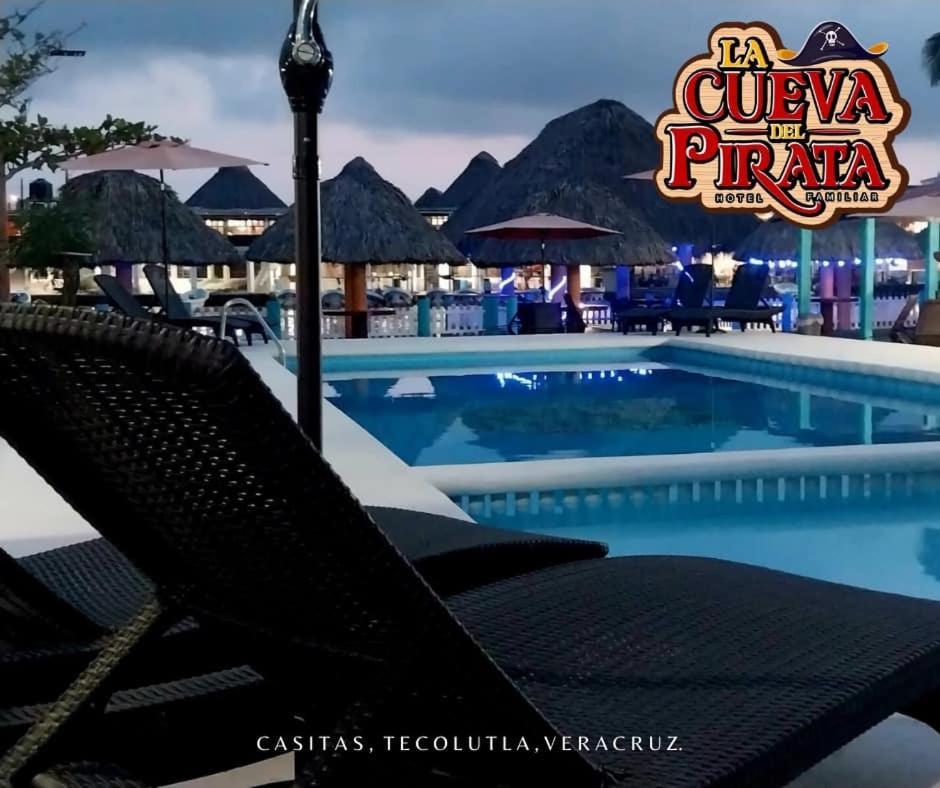 Hotel La Cueva Del Pirata カシータス エクステリア 写真